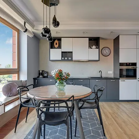 Aura - Riverside & Parking By Downtown *