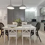 Aura - Riverside & Parking By Downtown 4*