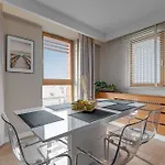 Aura - Riverside & Parking By Downtown 4*