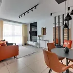 Aura - Riverside & Parking By Downtown غدانسك