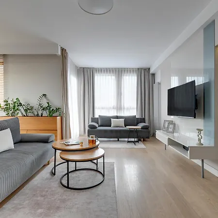 Aura - Riverside & Parking By Downtown Apartment Gdansk