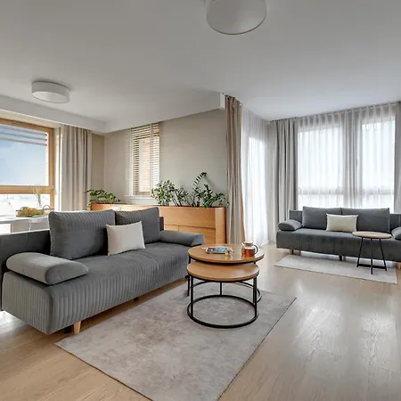 Aura - Riverside & Parking By Downtown 4* Гданьск