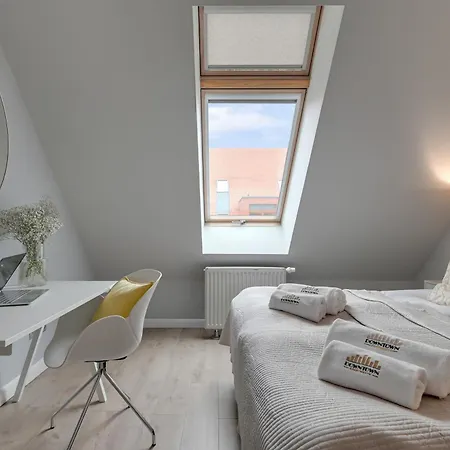 Aura - Riverside & Parking By Downtown