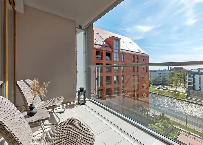 Aura - Riverside & Parking By Downtown