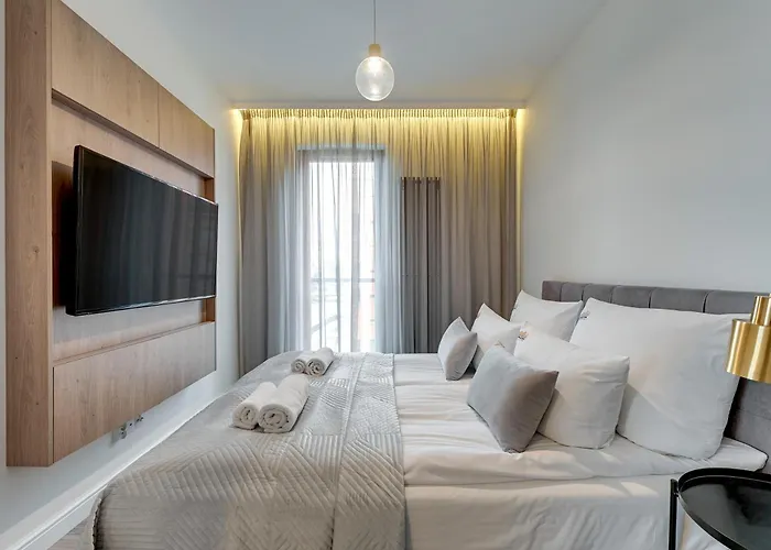 Aura - Riverside & Parking By Downtown 4*