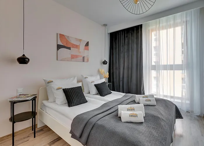 Aparthotel Aura - Riverside & Parking By Downtown