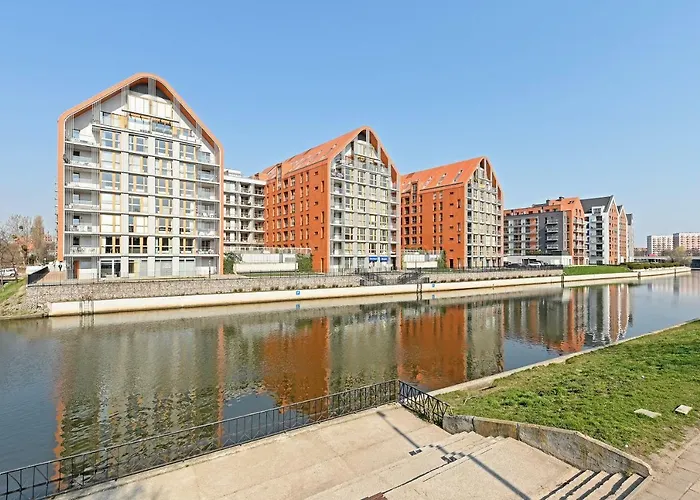 Aparthotel Aura - Riverside & Parking By Downtown Danzica