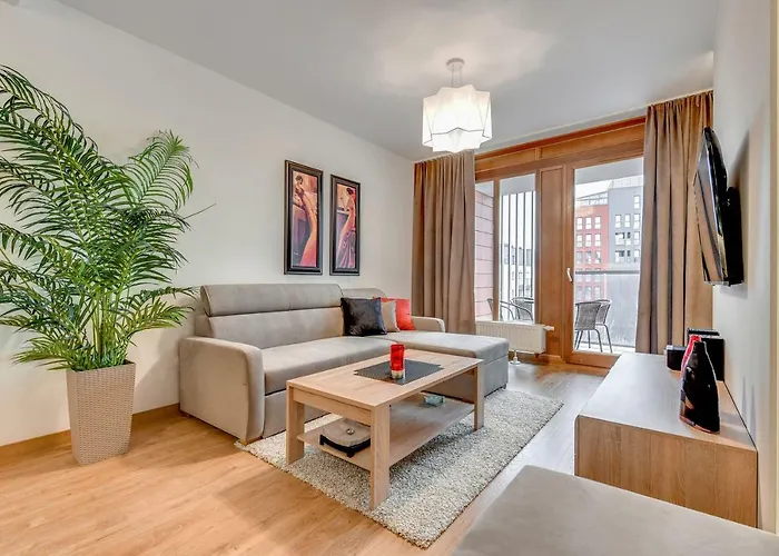 Aura - Riverside & Parking By Downtown Aparthotel